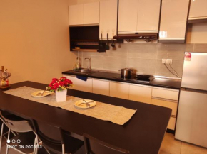Cozy unit- Bell suites- Horizon Suites- Wifi- Netflix- Parking Swimming Pool- Klia